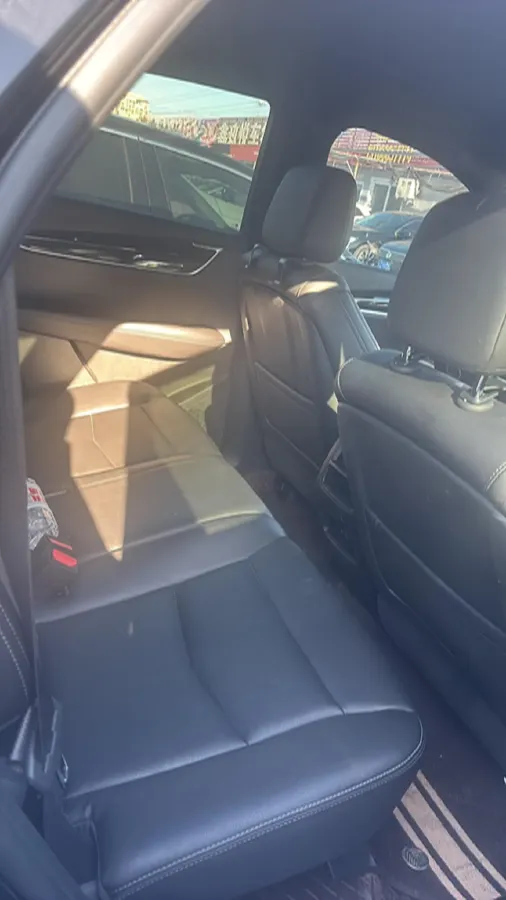 2021 Cadillac XT5 2.0T 237HP L4 9AT,autocango,china used car exporter,china ev exporter,chinese used car exporter,chinese used ev exporter