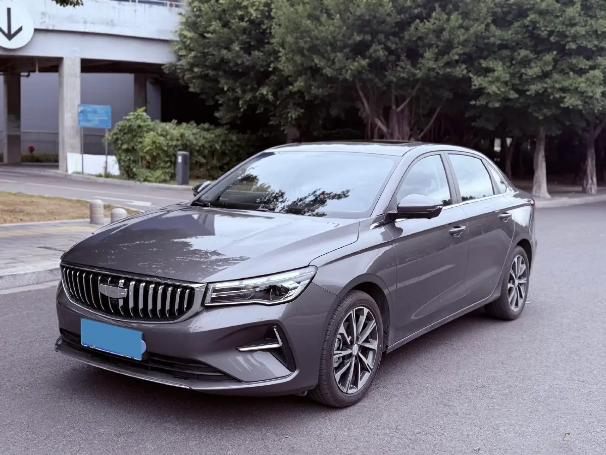 2025 Geely Emgrand 1.5L 127HP L4 CVT