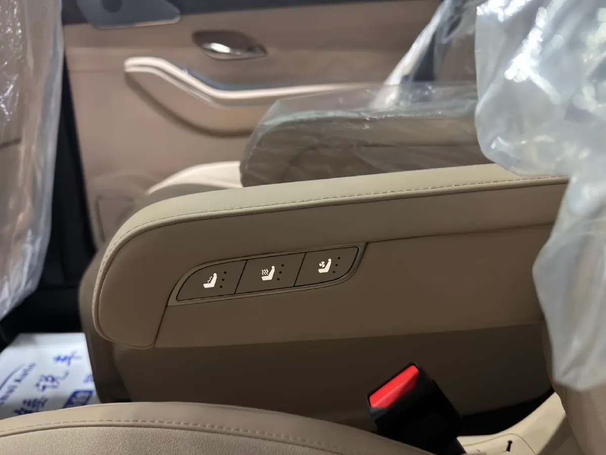 2025 Jetour ShanHai L9 1.5T 156HP L4 2DHT PHEV,autocango,china used car exporter,china ev exporter,chinese used car exporter,chinese used ev exporter