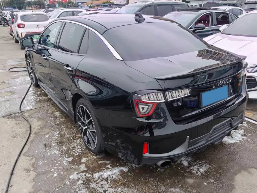 2018 Toyota C-HR 2.0L 171HP L4 CVT,autocango,china used car exporter,china ev exporter,chinese used car exporter,chinese used ev exporter