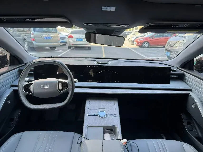 2024 Geely Galaxy E8 BEV 62KWH,autocango,china used car exporter,china ev exporter,chinese used car exporter,chinese used ev exporter