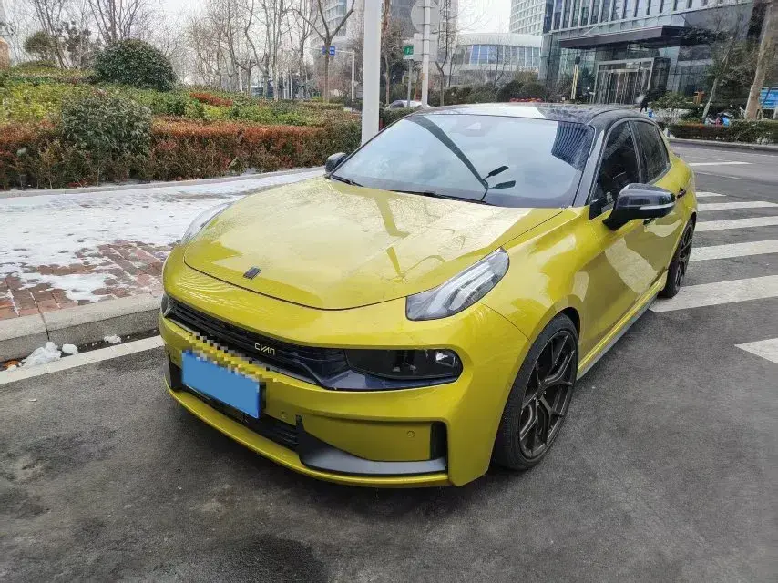 2019 LYNK&CO 03 2.0T 254HP L4 8AT
