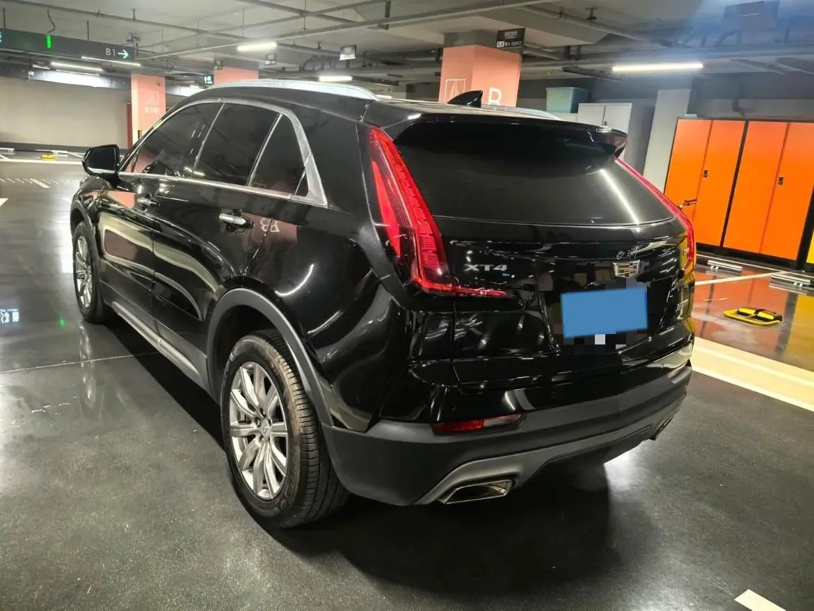 2020 Cadillac XT4 2.0T 241HP L4 9AT,autocango,china used car exporter,china ev exporter,chinese used car exporter,chinese used ev exporter