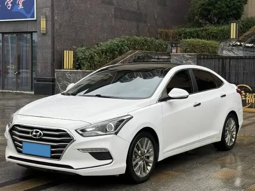 2017 Hyundai Mistra 1.8L 143HP L4 6AT