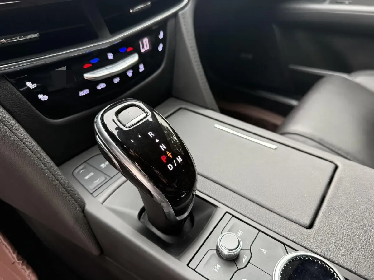 2020 Cadillac CT6 2.0T 241HP L4 10AT,autocango,china used car exporter,china ev exporter,chinese used car exporter,chinese used ev exporter