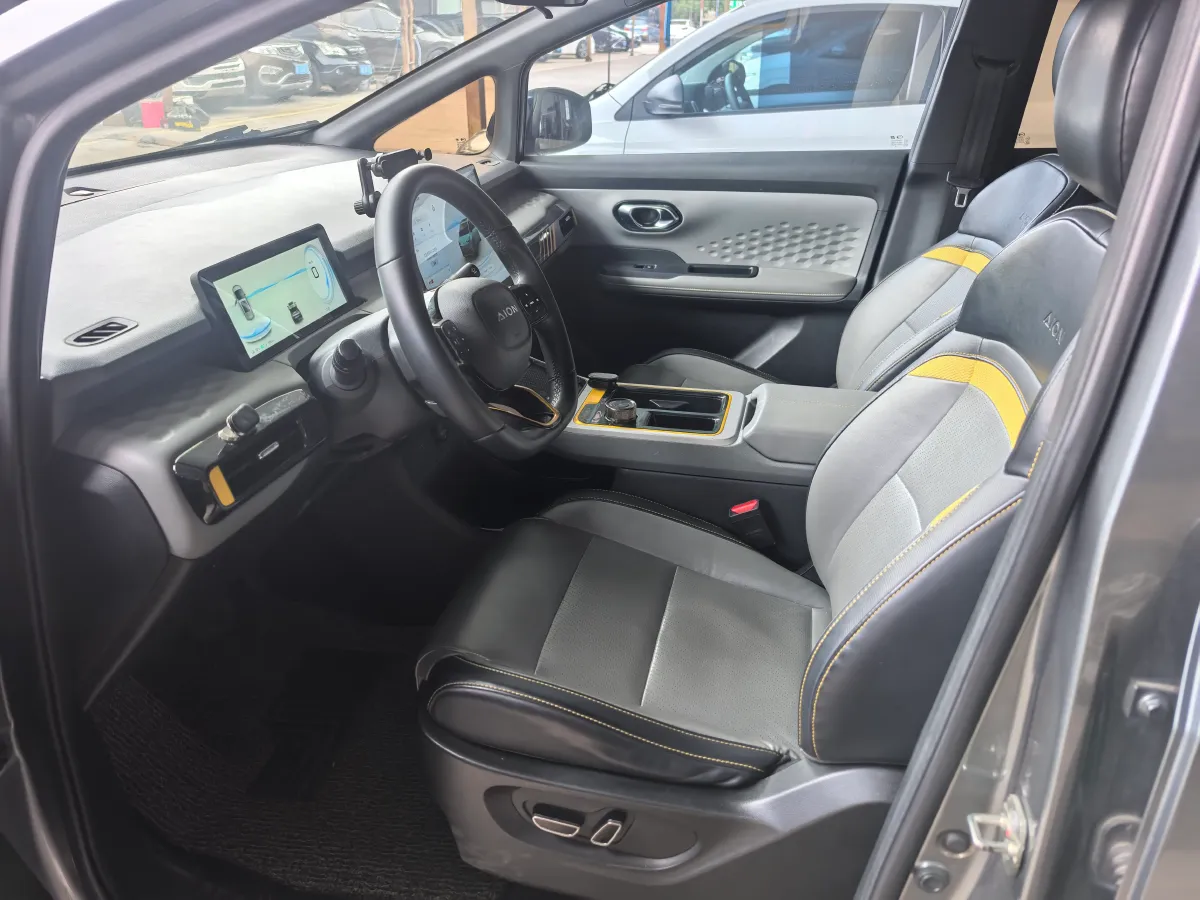 2022 Geely Okavango 1.8T 184HP L4 7DCT,autocango,china used car exporter,china ev exporter,chinese used car exporter,chinese used ev exporter