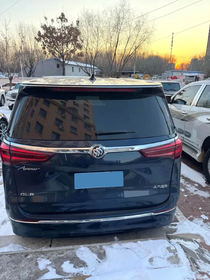 2020 Buick GL8 2.0T 237HP L4 9AT,autocango,china used car exporter,china ev exporter,chinese used car exporter,chinese used ev exporter