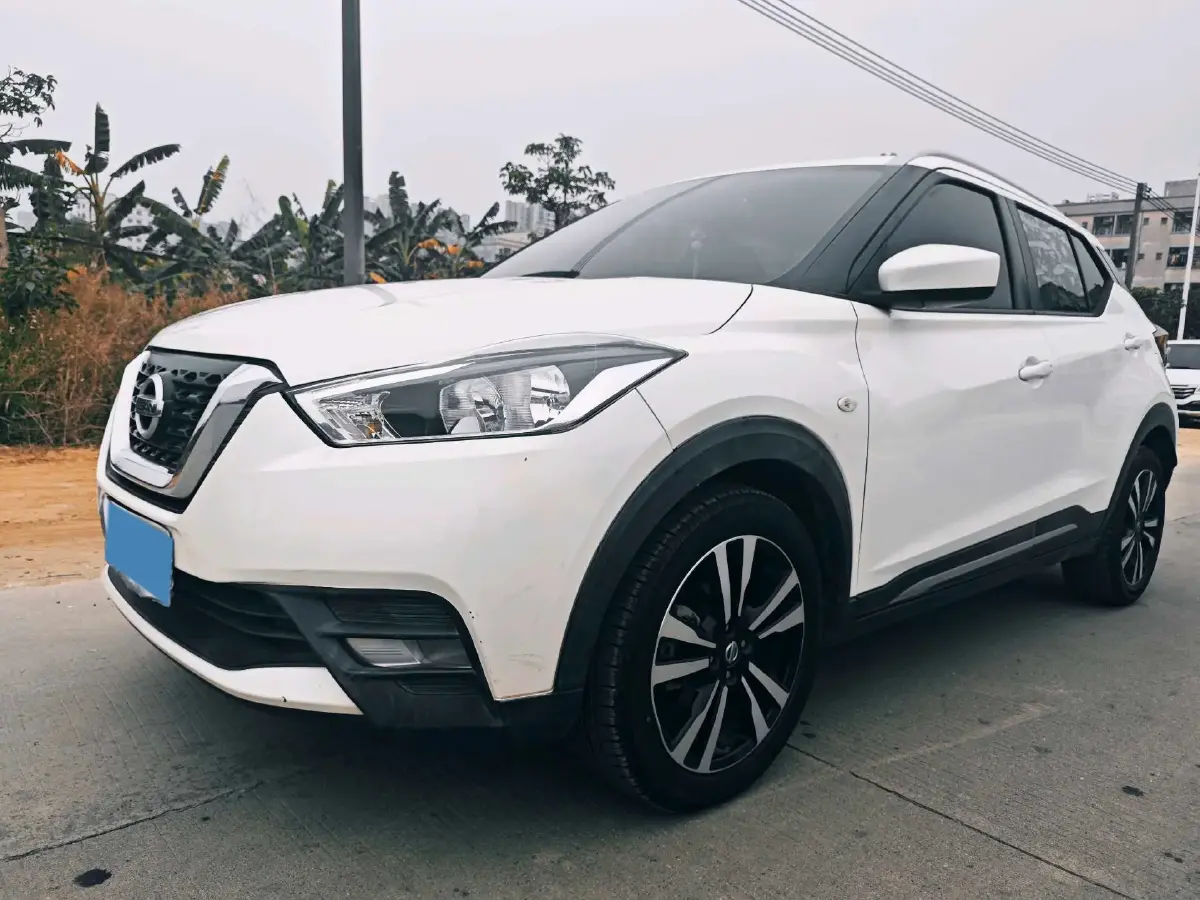 2020 Nissan Kicks 1.5L 124HP L4 CVT