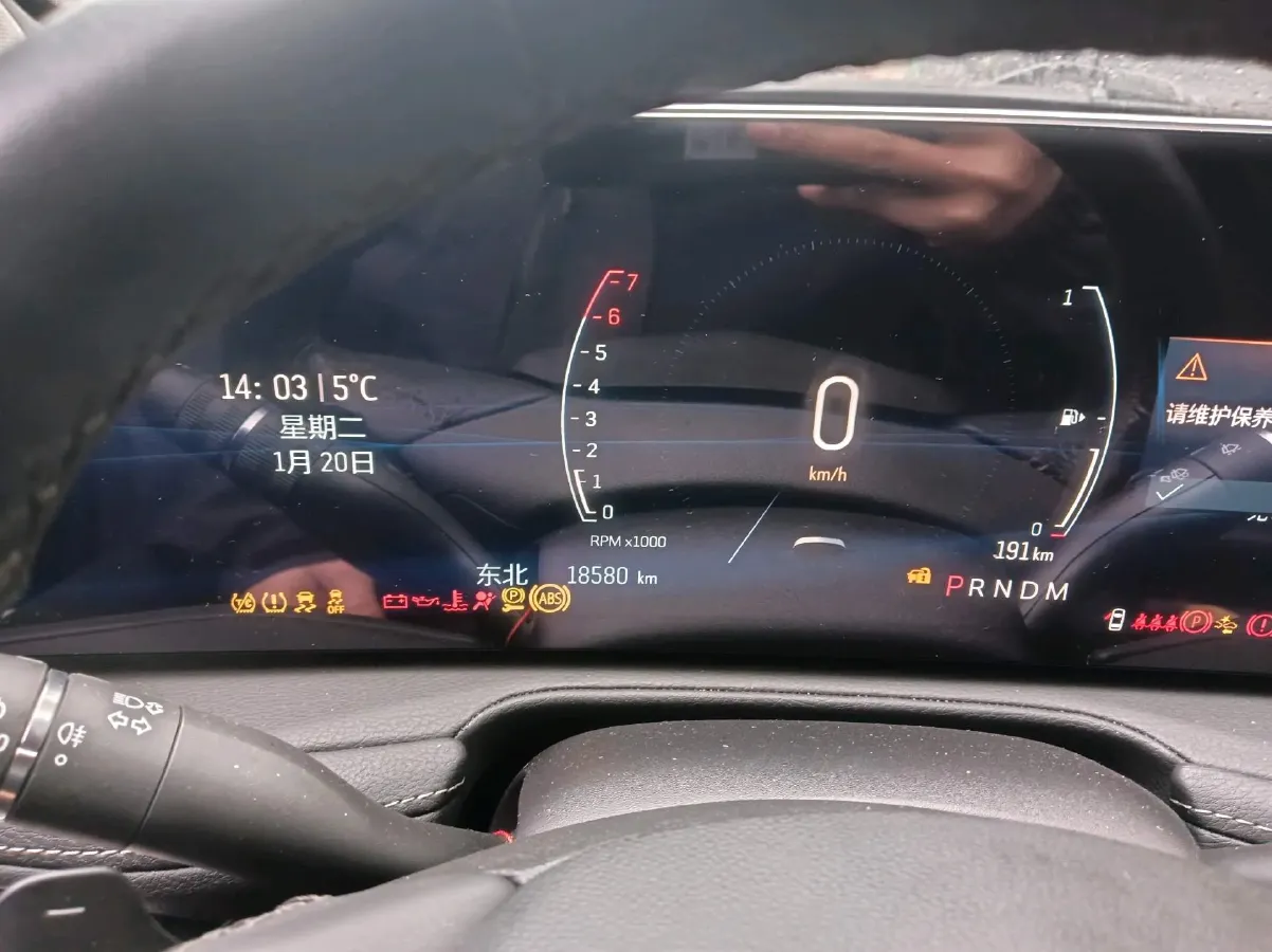 2024 Cadillac XT4 2.0T 237HP L4 9AT,autocango,china used car exporter,china ev exporter,chinese used car exporter,chinese used ev exporter