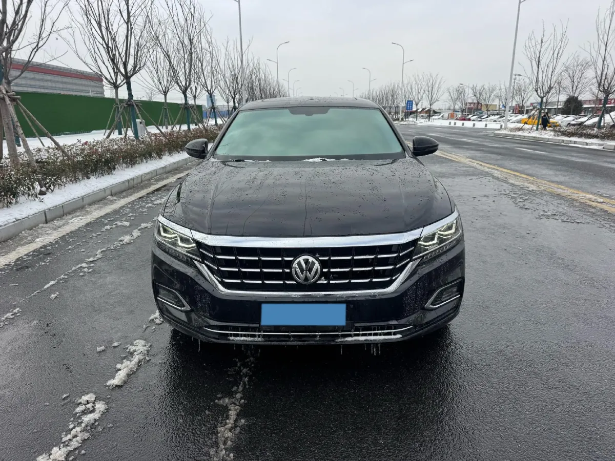 2019 Volvo V40 1.5T 152HP L4 6AT,autocango,china used car exporter,china ev exporter,chinese used car exporter,chinese used ev exporter