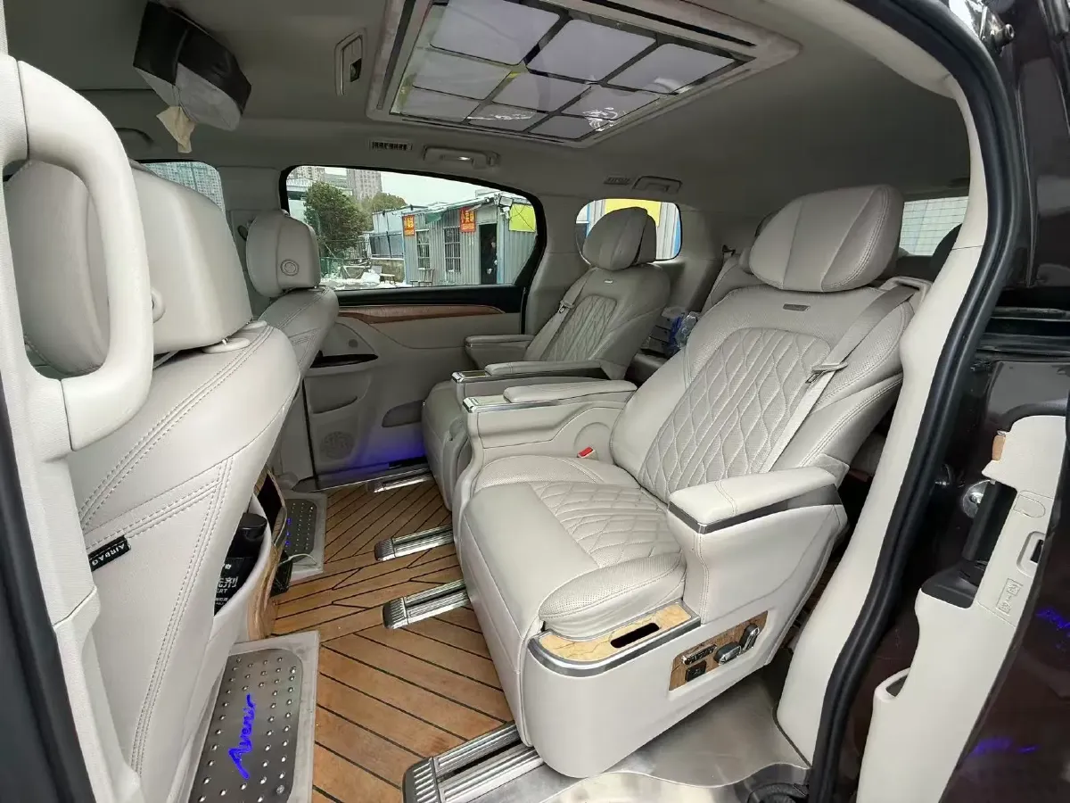 2018 Buick GL8 2.0T 260HP L4 6AT,autocango,china used car exporter,china ev exporter,chinese used car exporter,chinese used ev exporter