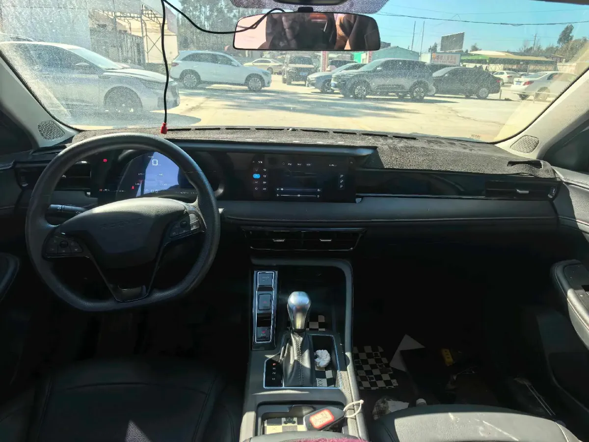 2023 Roewe i5 1.5L 129HP L4 CVT,autocango,china used car exporter,china ev exporter,chinese used car exporter,chinese used ev exporter