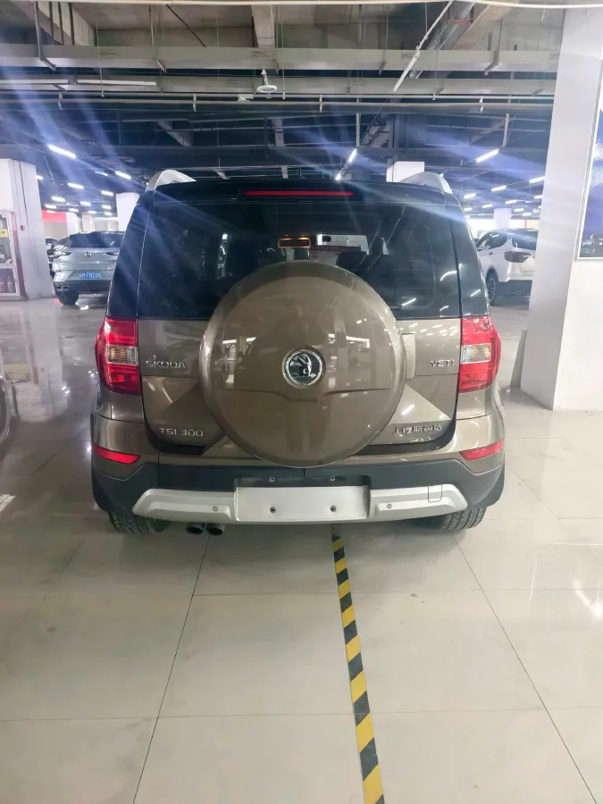 2017 Skoda Yeti 1.8T 160HP L4 6DCT,autocango,china used car exporter,china ev exporter,chinese used car exporter,chinese used ev exporter