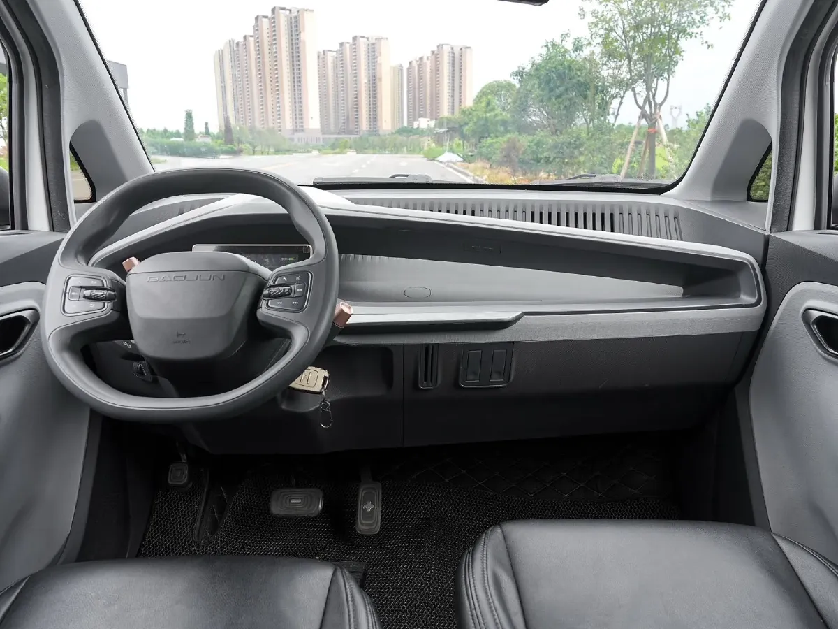 2018 BaoJun E100 BEV 19.2KWH,autocango,china used car exporter,china ev exporter,chinese used car exporter,chinese used ev exporter