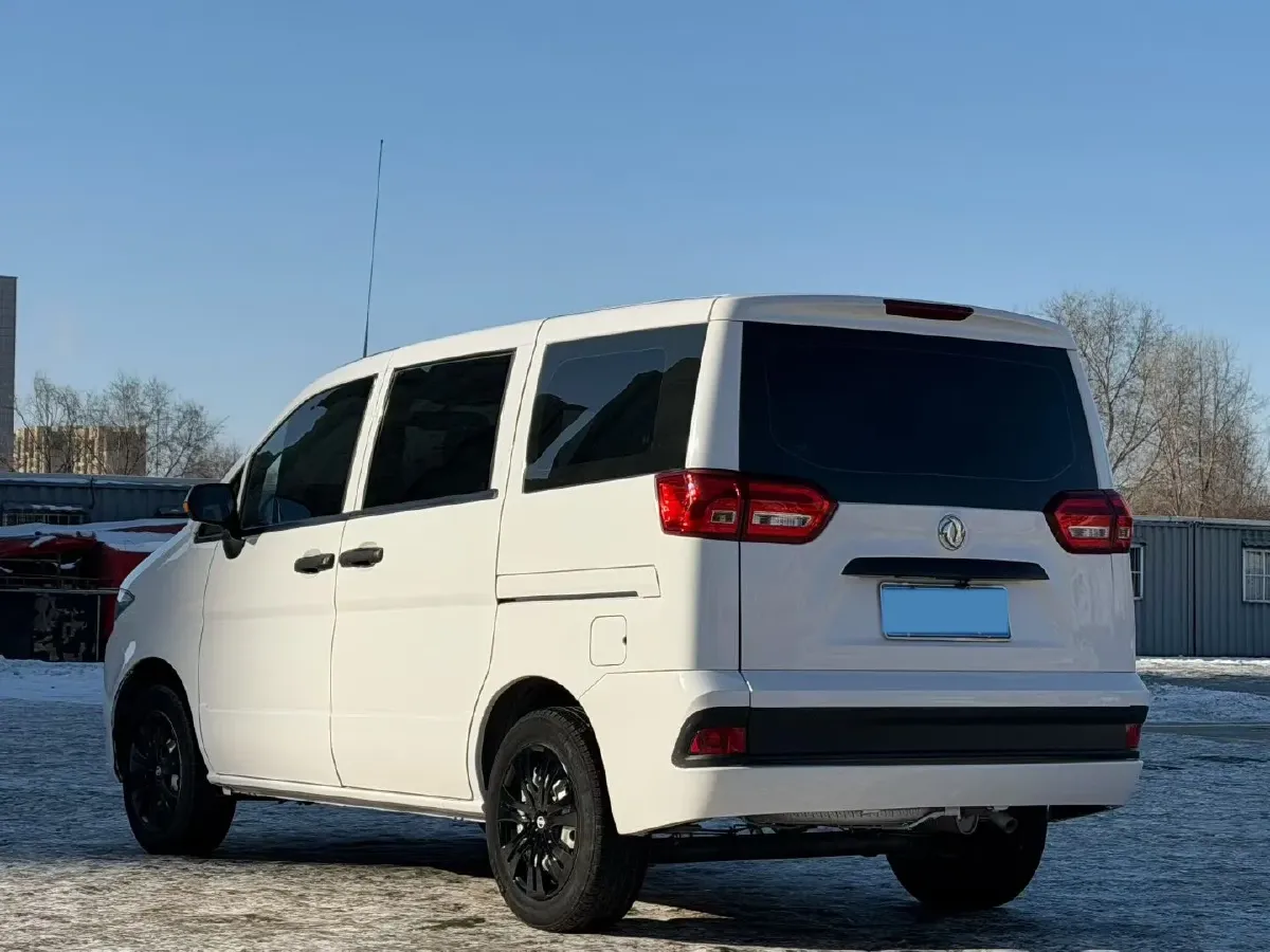 2016 Dongfeng ShuaiKe 1.5L 102HP L4 5MT,autocango,china used car exporter,china ev exporter,chinese used car exporter,chinese used ev exporter