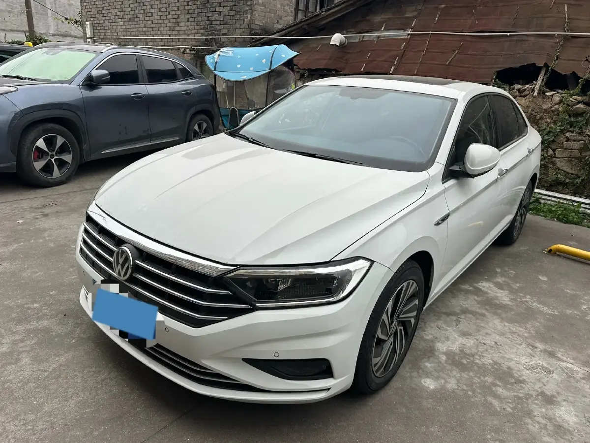 2021 Volkswagen Sagitar 1.4T 150HP L4 7DCT