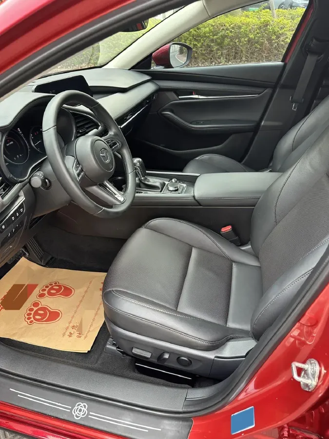 2023 Mazda 3 Axela 2.0L 158HP L4 6AT,autocango,china used car exporter,china ev exporter,chinese used car exporter,chinese used ev exporter
