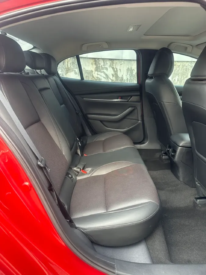 2023 Mazda 3 Axela 2.0L 158HP L4 6AT,autocango,china used car exporter,china ev exporter,chinese used car exporter,chinese used ev exporter