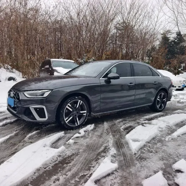 2020 Audi A4L 2.0T 190HP L4 7DCT,autocango,china used car exporter,china ev exporter,chinese used car exporter,chinese used ev exporter