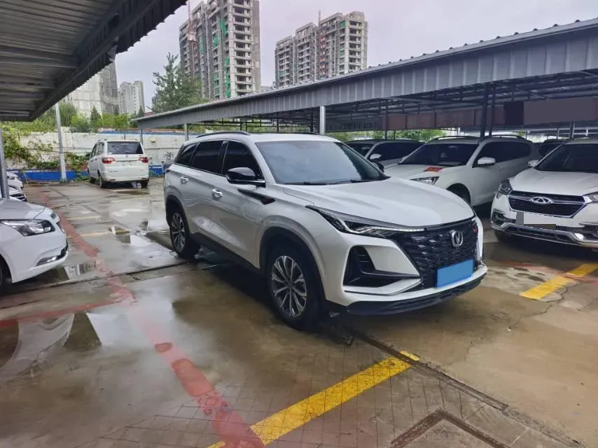 2022 ChangAn CS75 Plus 2.0T 233HP L4 8AT,autocango,china used car exporter,china ev exporter,chinese used car exporter,chinese used ev exporter