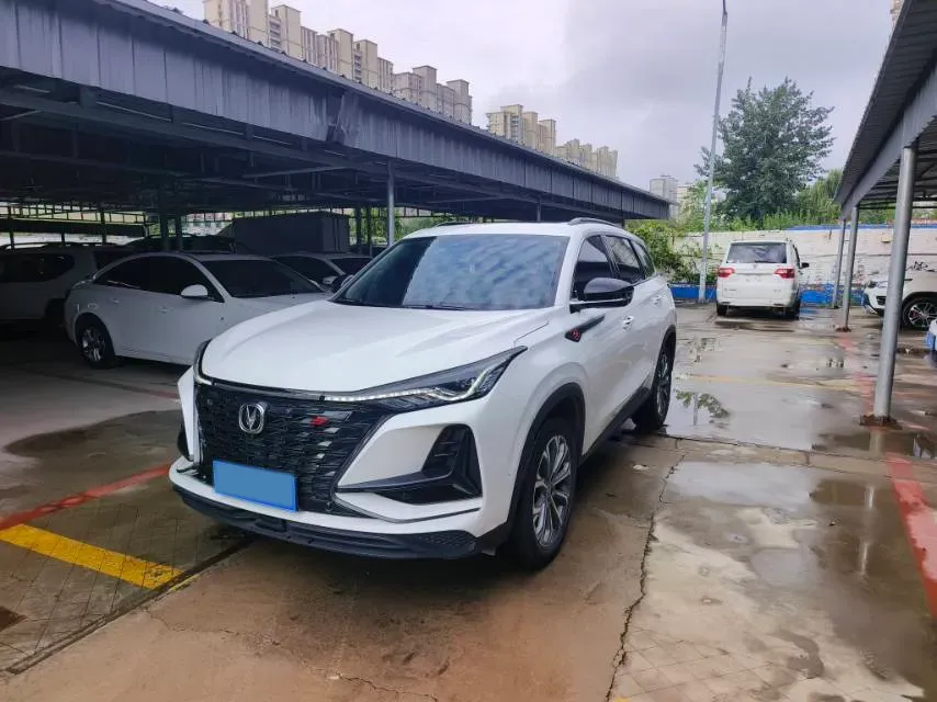 2022 ChangAn CS75 Plus 2.0T 233HP L4 8AT,autocango,china used car exporter,china ev exporter,chinese used car exporter,chinese used ev exporter