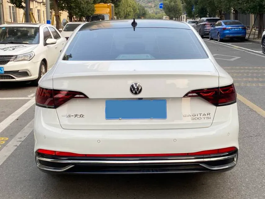 2023 Volkswagen Sagitar 1.5T 160HP L4 7DCT,autocango,china used car exporter,china ev exporter,chinese used car exporter,chinese used ev exporter