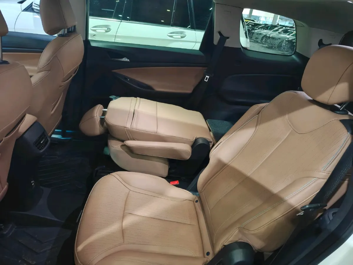 2021 Buick GL6 1.3T 163HP L3 6AT,autocango,china used car exporter,china ev exporter,chinese used car exporter,chinese used ev exporter