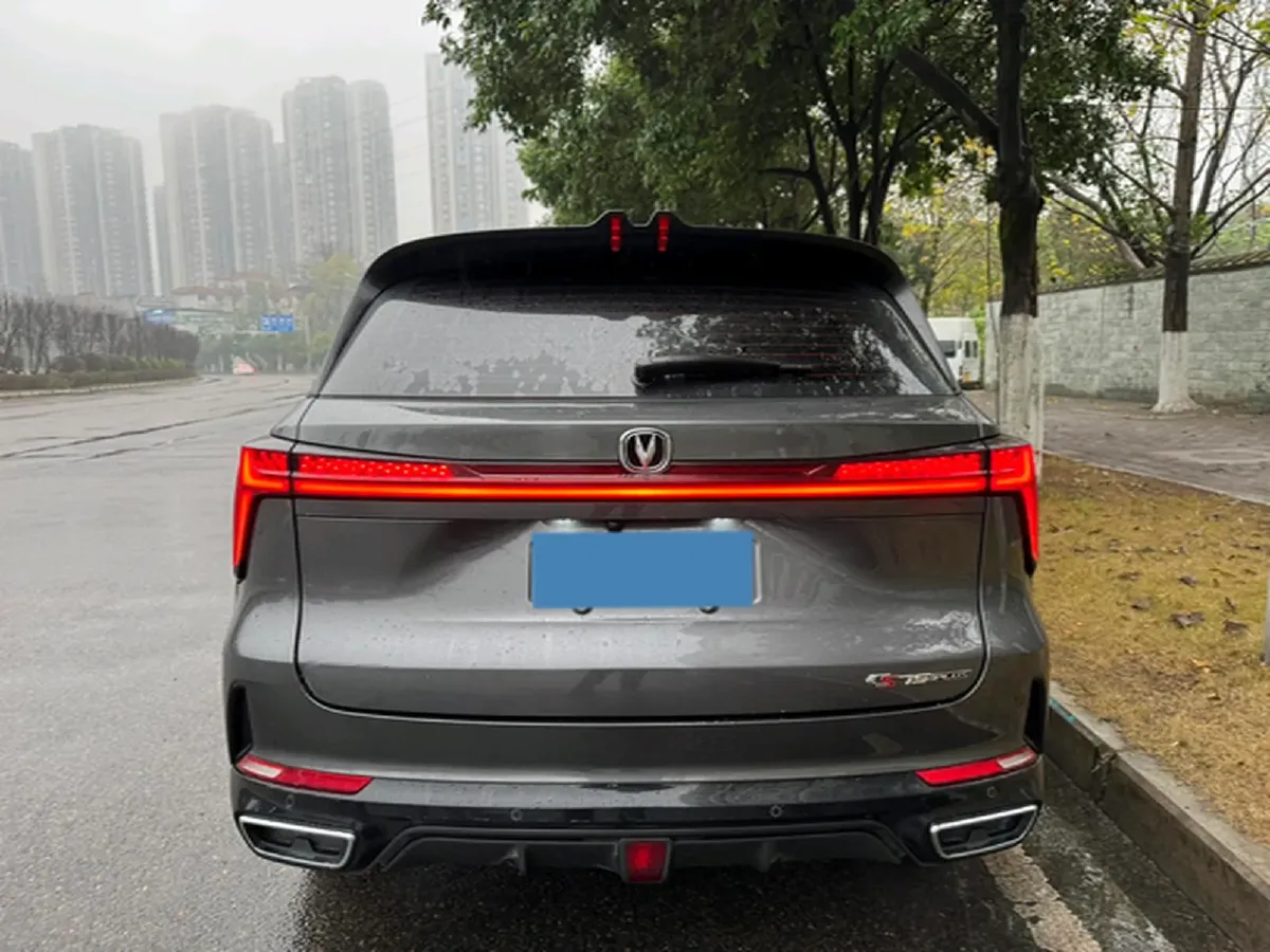 2023 ChangAn CS75 Plus 1.5T 188HP L4 8AT,autocango,china used car exporter,china ev exporter,chinese used car exporter,chinese used ev exporter