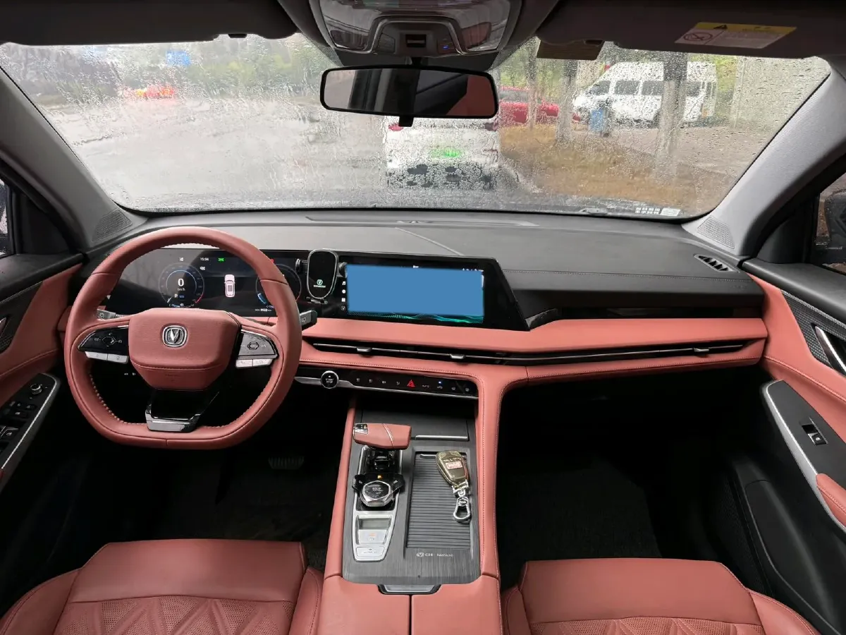 2023 ChangAn CS75 Plus 1.5T 188HP L4 8AT,autocango,china used car exporter,china ev exporter,chinese used car exporter,chinese used ev exporter