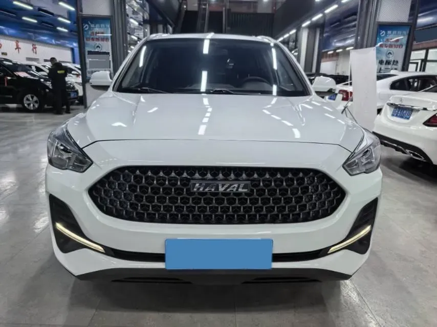 2019 Haval M6 1.5T 150HP L4 7DCT,autocango,china used car exporter,china ev exporter,chinese used car exporter,chinese used ev exporter