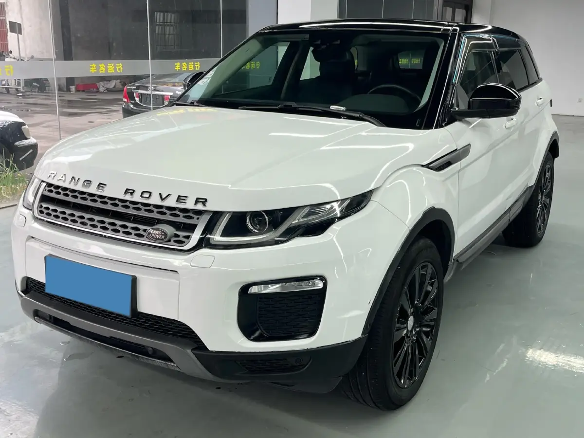 2018 Land Rover Range Rover Evoque 2.0T 241HP L4 9AT