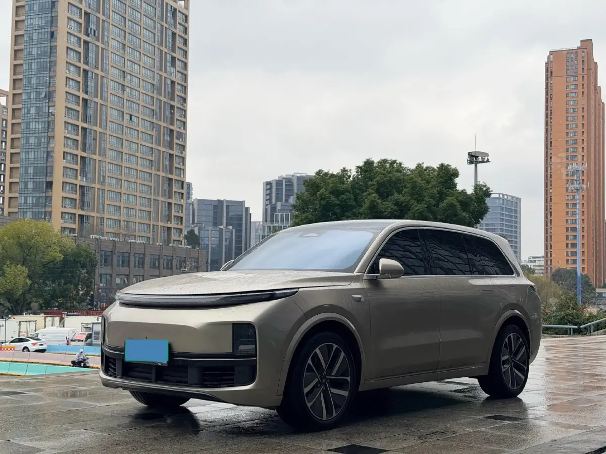 2023 Li L9 Range Extended 154HP REEV 42.6KWH