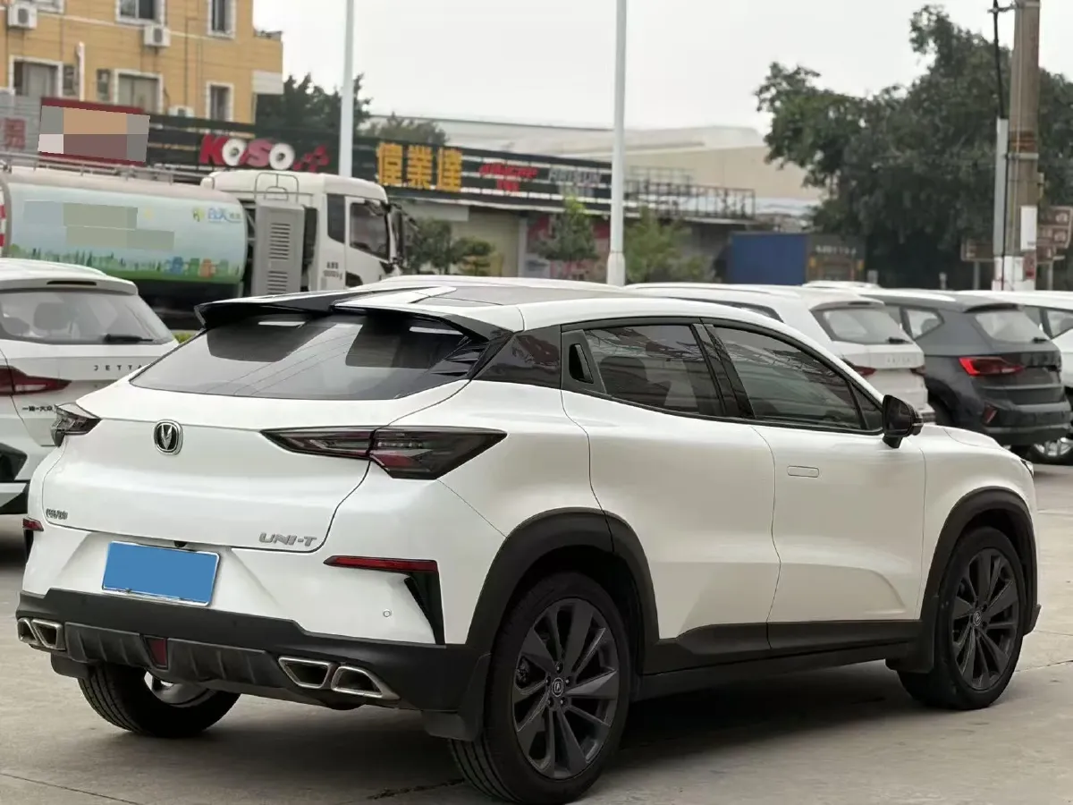 2020 ChangAn UNI-T 1.5T 180HP L4 7DCT,autocango,china used car exporter,china ev exporter,chinese used car exporter,chinese used ev exporter