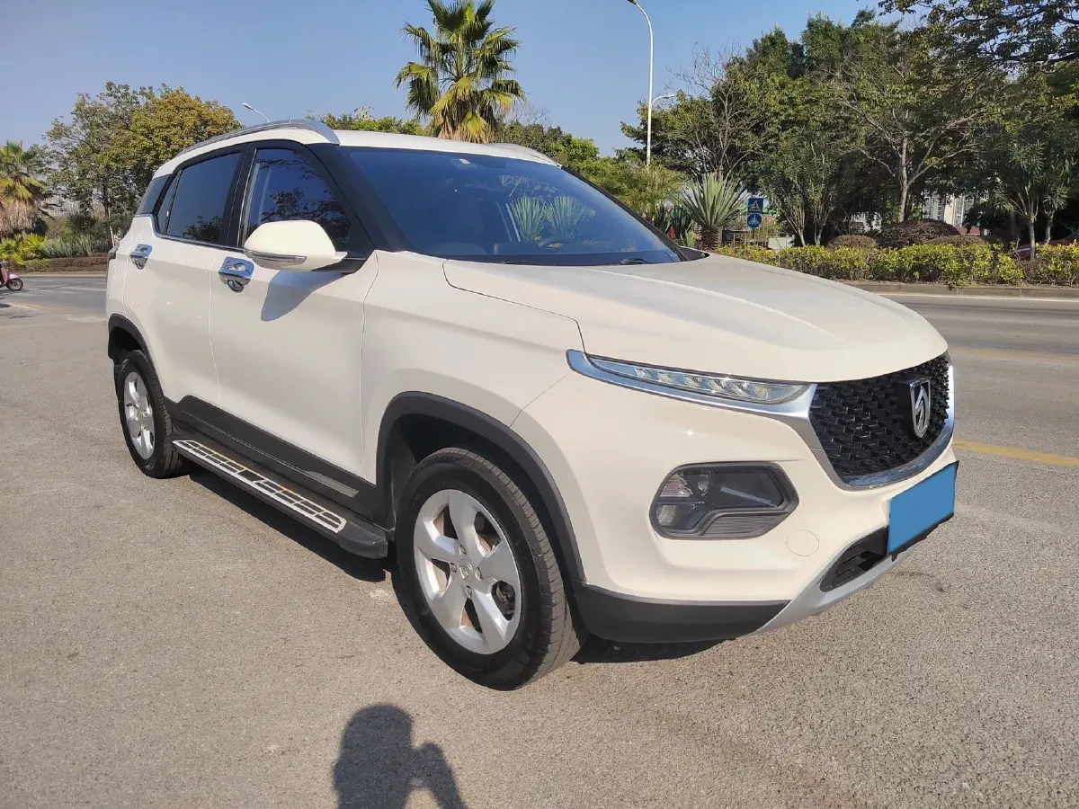 2019 Yema BoJun 1.5L 112HP L4 5MT,autocango,china used car exporter,china ev exporter,chinese used car exporter,chinese used ev exporter