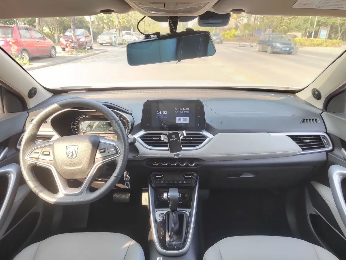 2019 Yema BoJun 1.5L 112HP L4 5MT,autocango,china used car exporter,china ev exporter,chinese used car exporter,chinese used ev exporter