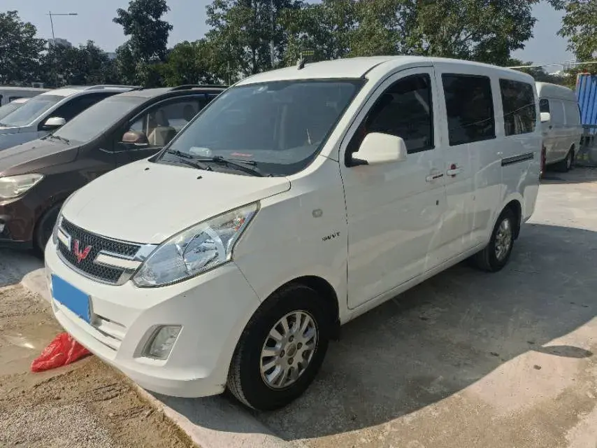 2018 WuLing RongGuang V 1.5L 112HP L4 5MT