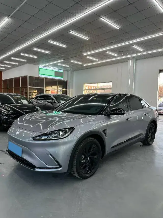 2023 ARCFOX αS BEV 93.6KWH