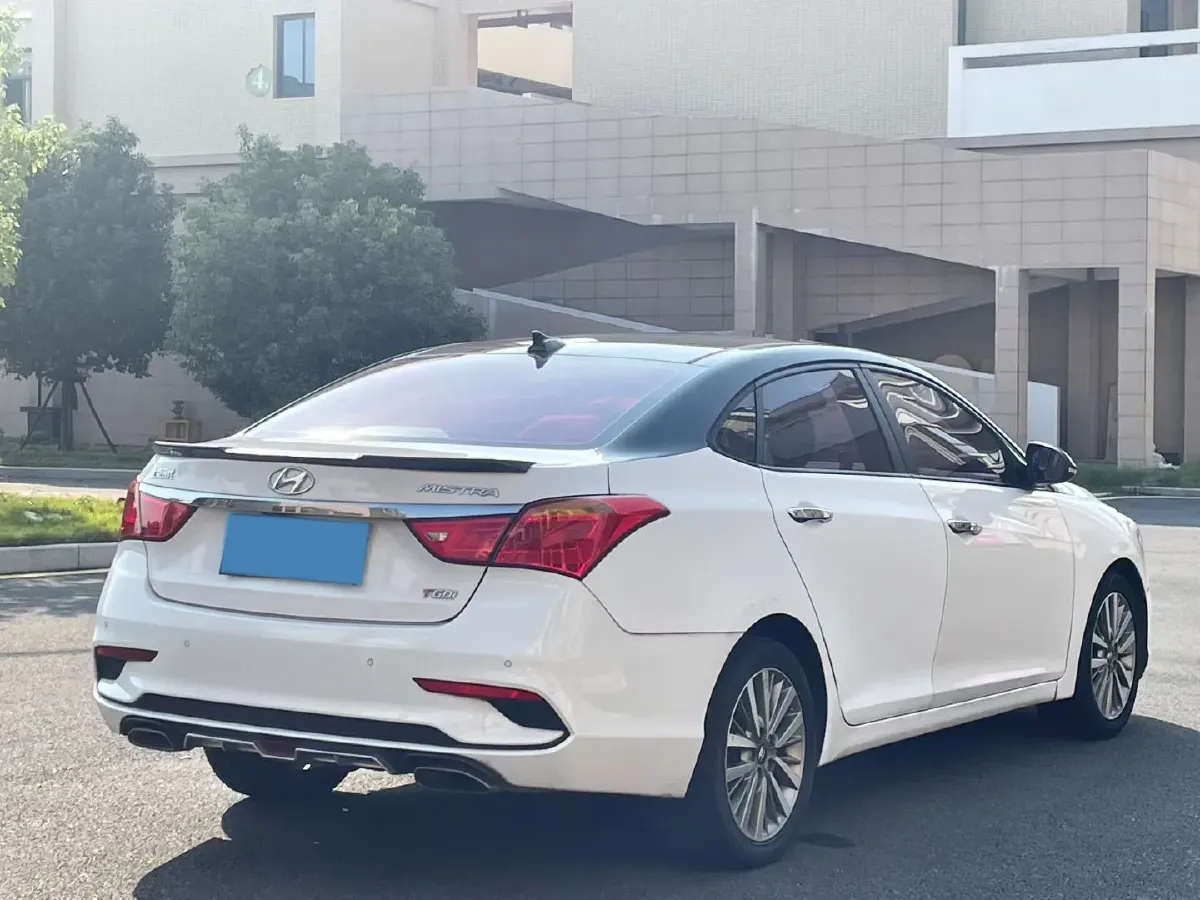 2017 Hyundai Mistra 1.6T 175HP L4 7DCT,autocango,china used car exporter,china ev exporter,chinese used car exporter,chinese used ev exporter