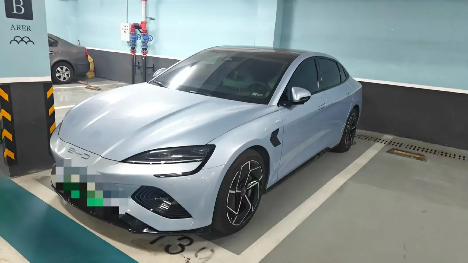 2022 AITO AITO M5 Range Extended 125HP REEV 40KWH