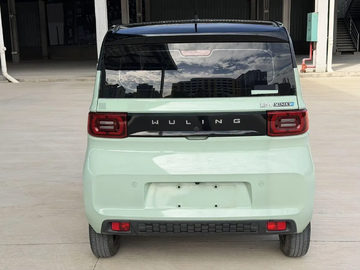 2022 WuLing HongGuang MINI EV BEV 9KWH,autocango,china used car exporter,china ev exporter,chinese used car exporter,chinese used ev exporter