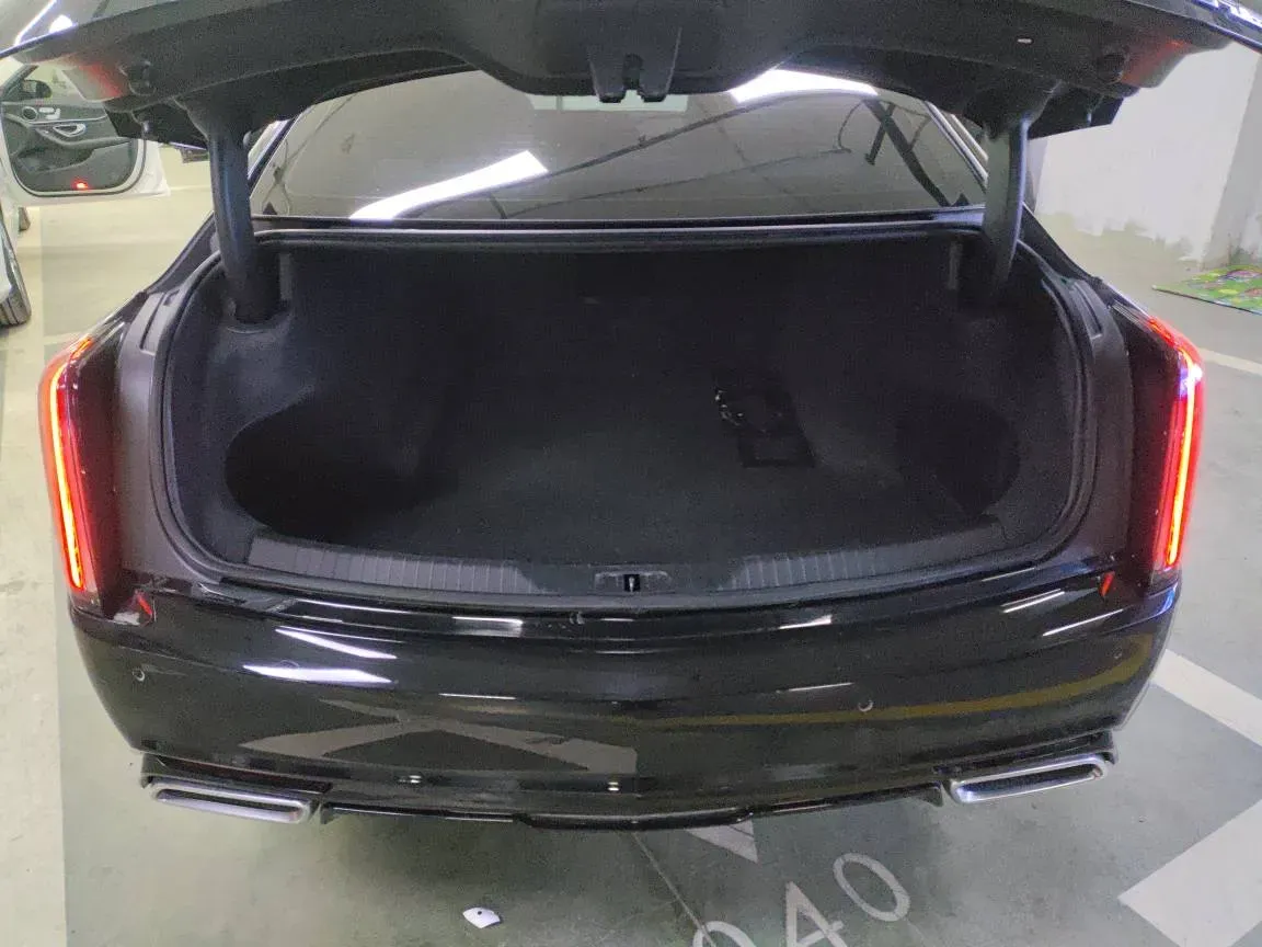 2023 Cadillac CT6 2.0T 237HP L4 10AT,autocango,china used car exporter,china ev exporter,chinese used car exporter,chinese used ev exporter