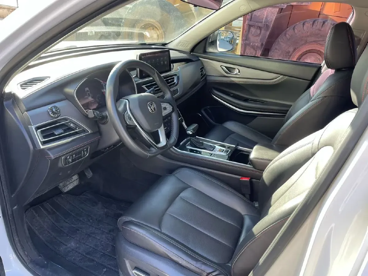 2020 ChangAn CS75 1.5T 178HP L4 7DCT,autocango,china used car exporter,china ev exporter,chinese used car exporter,chinese used ev exporter