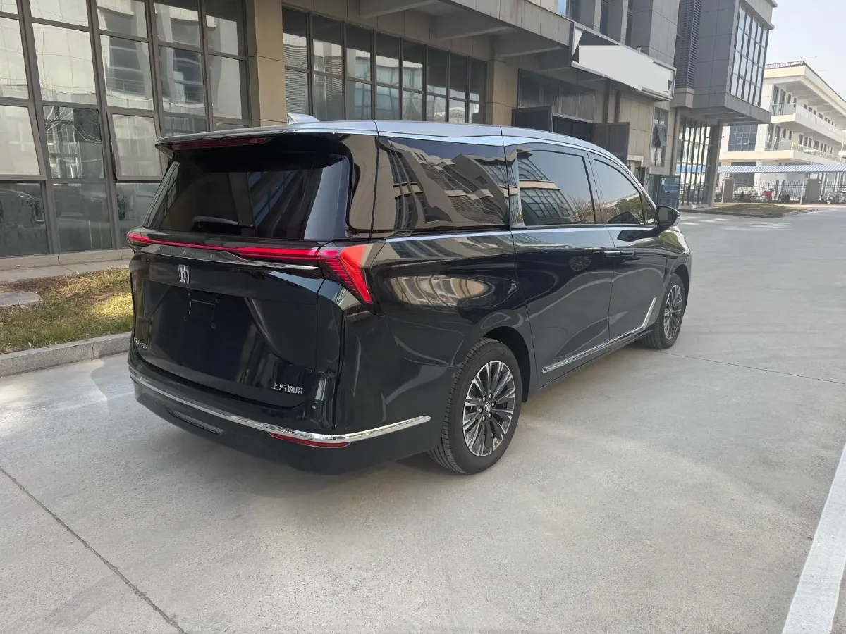 2025 Buick GL8 1.5T 180HP L4 2DHT PHEV,autocango,china used car exporter,china ev exporter,chinese used car exporter,chinese used ev exporter