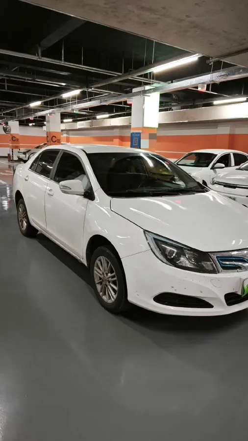 2018 BYD e5 BEV 60.48KWH,autocango,china used car exporter,china ev exporter,chinese used car exporter,chinese used ev exporter