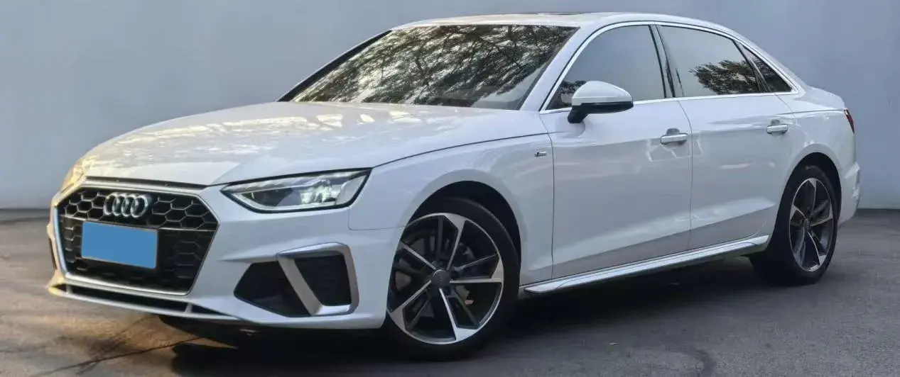 2020 Audi A4L 2.0T 190HP L4 7DCT