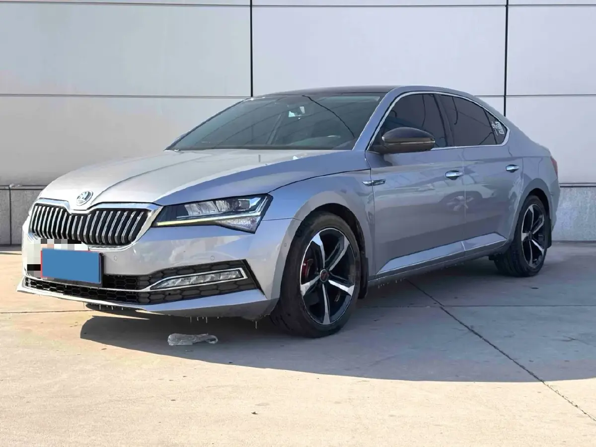 2021 Skoda Superb 1.4T 150HP L4 7DCT