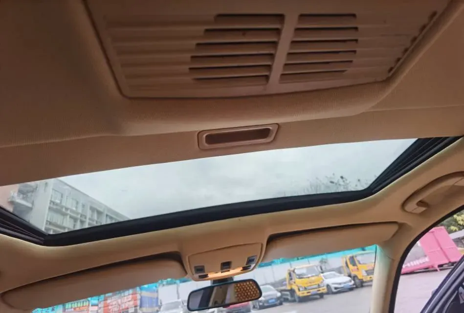 2010 BMW 5 Series 2.5L 218HP L6 6AT,autocango,china used car exporter,china ev exporter,chinese used car exporter,chinese used ev exporter