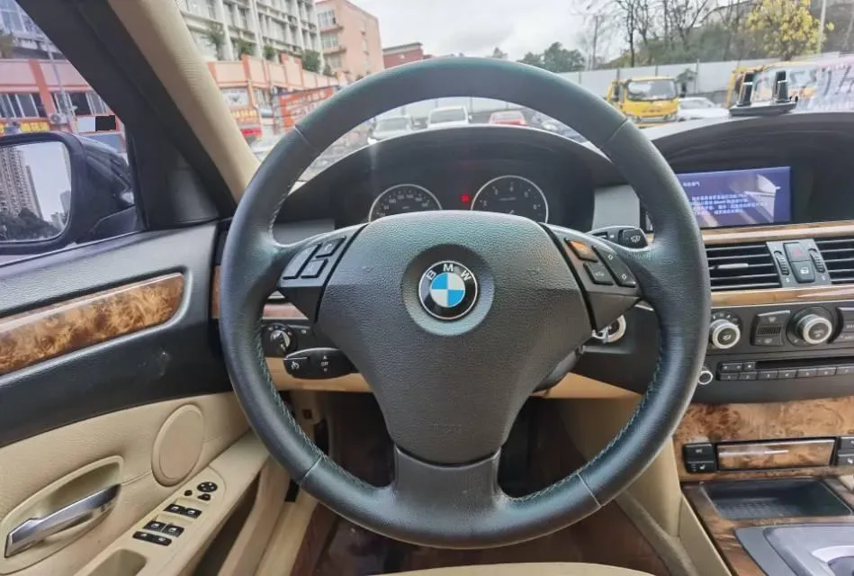 2010 BMW 5 Series 2.5L 218HP L6 6AT,autocango,china used car exporter,china ev exporter,chinese used car exporter,chinese used ev exporter