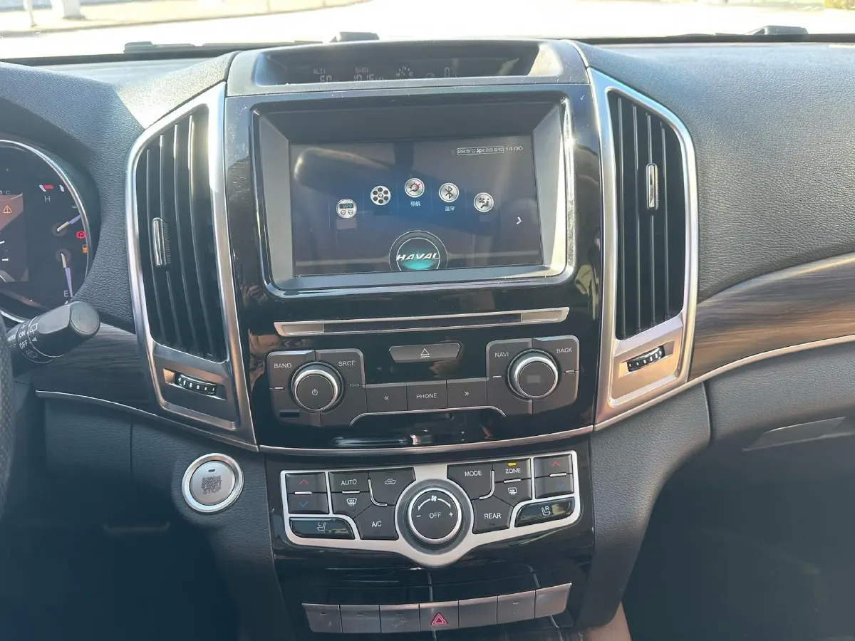 2017 Haval H9 2.0T 252HP L4 8AT,autocango,china used car exporter,china ev exporter,chinese used car exporter,chinese used ev exporter