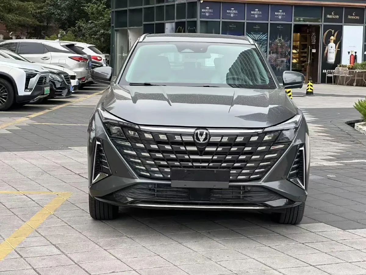 2024 ChangAn UNI-Z 1.5L 98HP L4 E-CVT PHEV 18.4KWH,autocango,china used car exporter,china ev exporter,chinese used car exporter,chinese used ev exporter